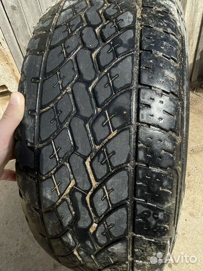 Yokohama 104ZR 215/60 R16