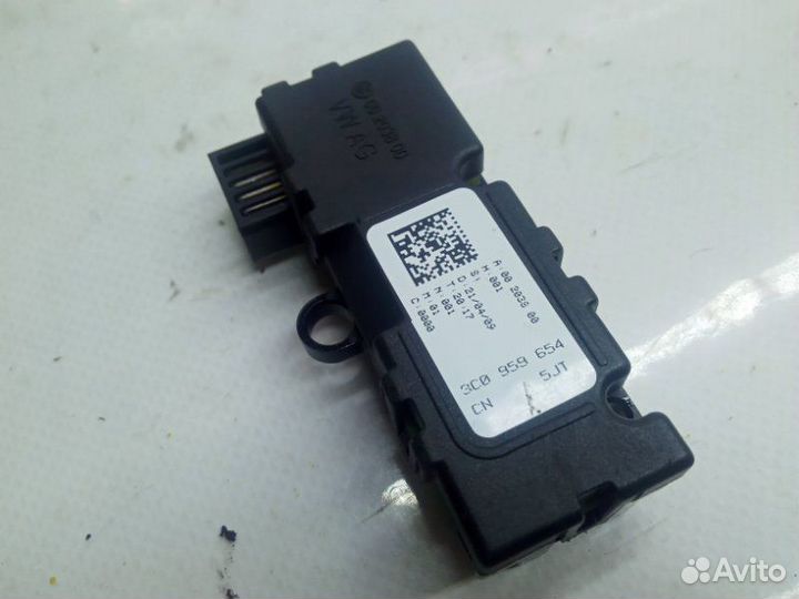 Датчик угла поворота Volkswagen Passat Cc 2.0 2009