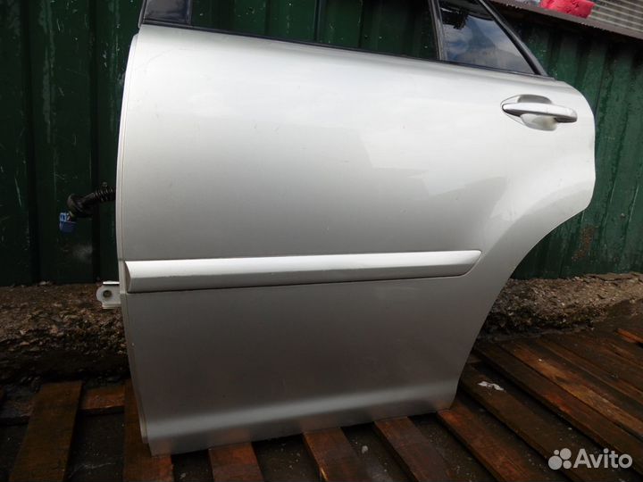 Дверь задняя левая Лексус рх 2 серебристая