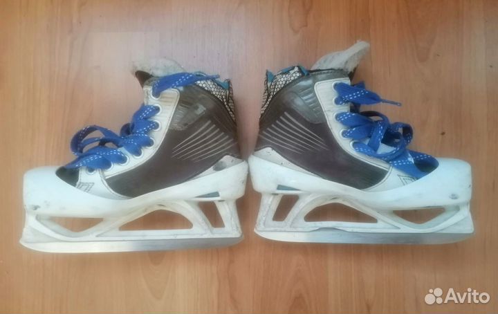 Хоккейные вратарские коньки bauer