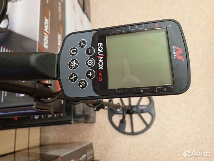 Металлоискатель Minelab equinox 900