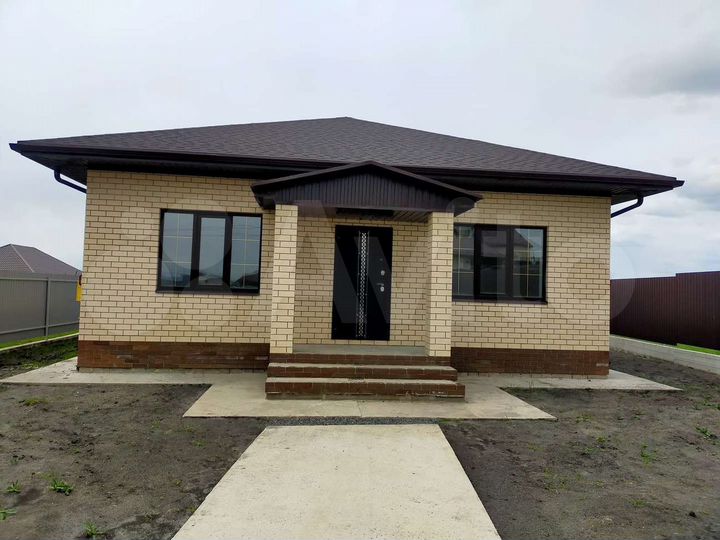 Коттедж 115 м² на участке 8 сот.