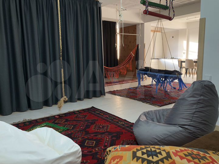 Квартира-студия, 80 м², 10/10 эт.