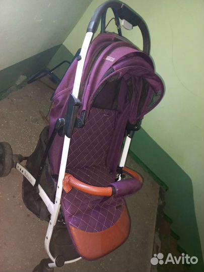 Прогулочная коляска