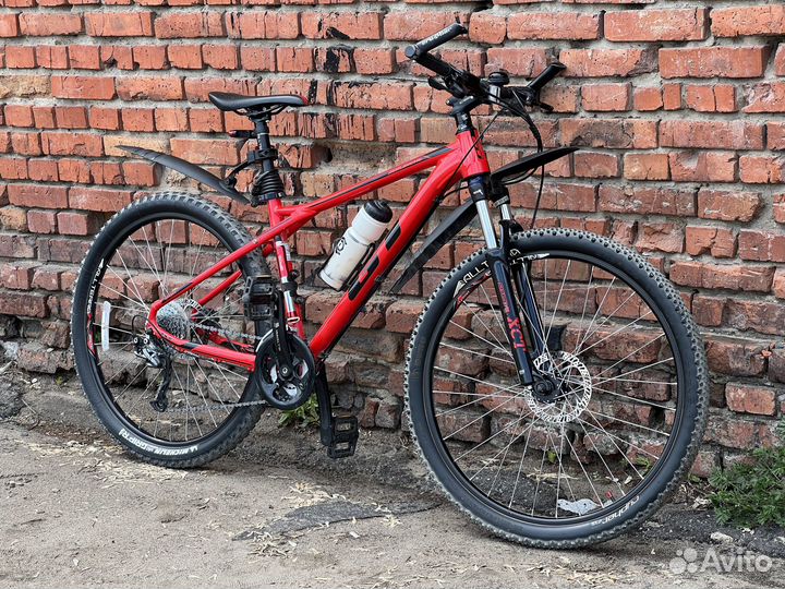 GT Avalanche Sport рама M