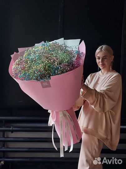 Цветы розы букет гипсофилы