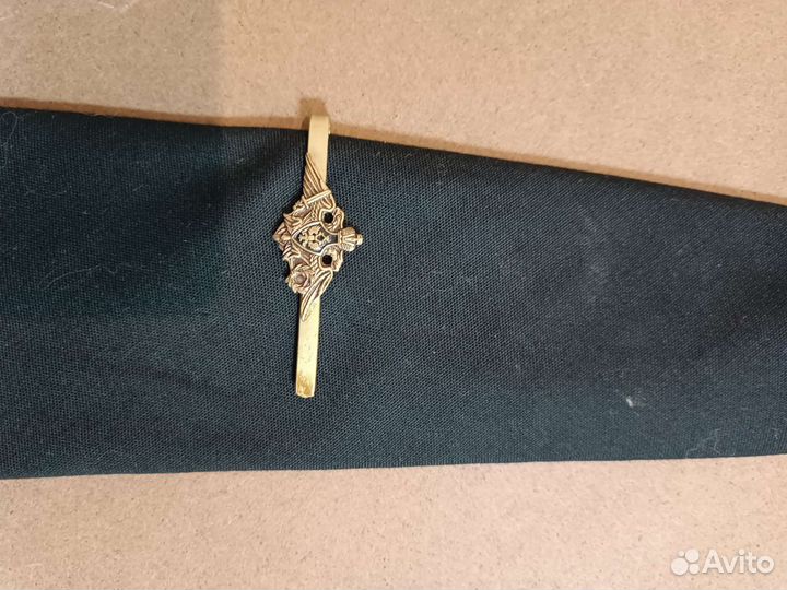 Галстук военный