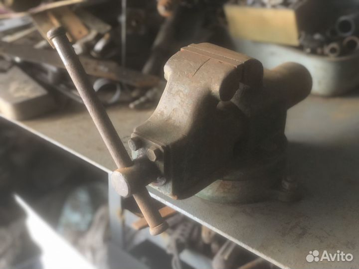 Тиски и верстак СССР