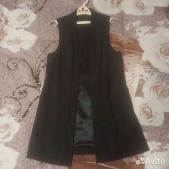 Школьный кардиган без рукавов