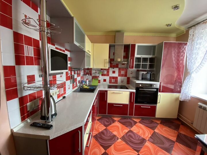 2-к. квартира, 75 м², 9/10 эт.