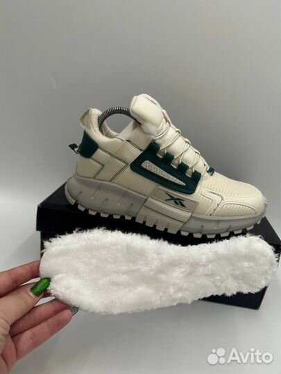 Кроссовки зимние