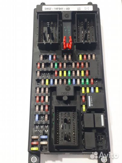 Блок предохранителей и реле Land Rover Range Rover