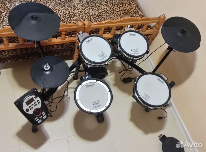 Roland Электронная ударная установка