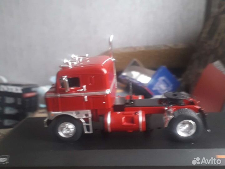 Модель грузовика kenworth bulnose