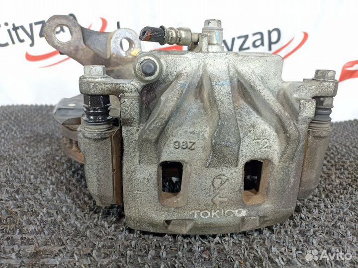 Ступица передняя левая Subaru Legacy BR9