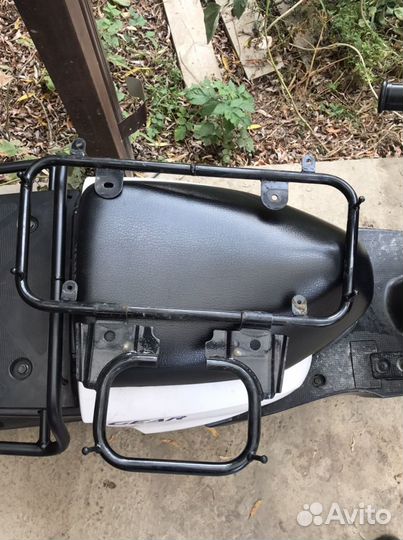 Маленький багажник на Yamaha Gear 4t