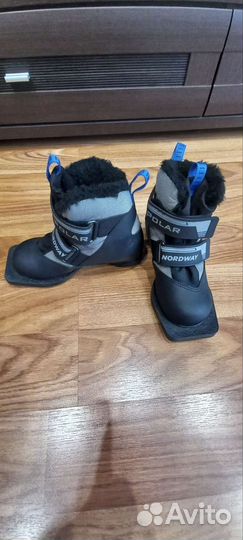 Лыжные ботинки детские 31 размер