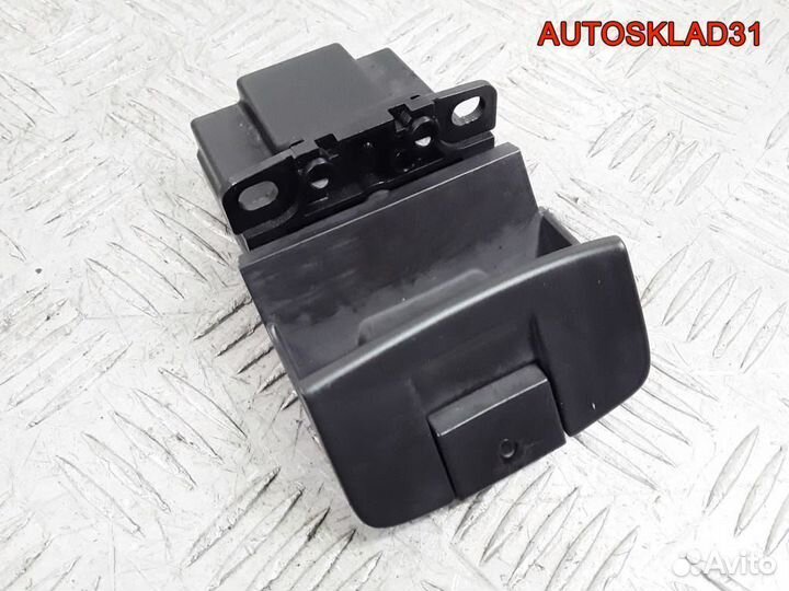 Кнопка стояночного тормоза Renault Espace 4