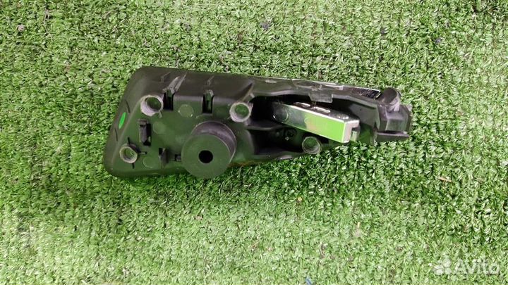 Ручка двери внутренняя правая Opel Astra J 2010