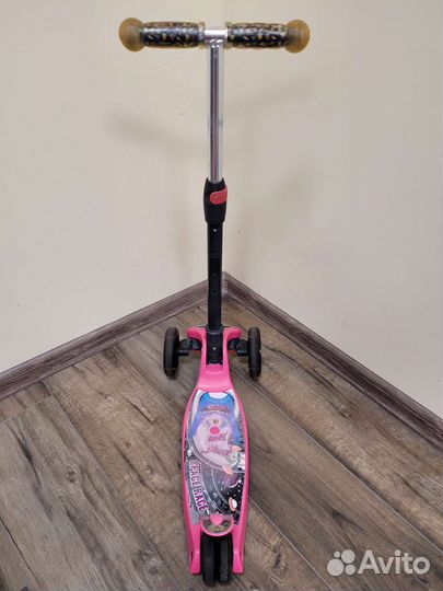 Трехколесный складной детский самокат Small Rider