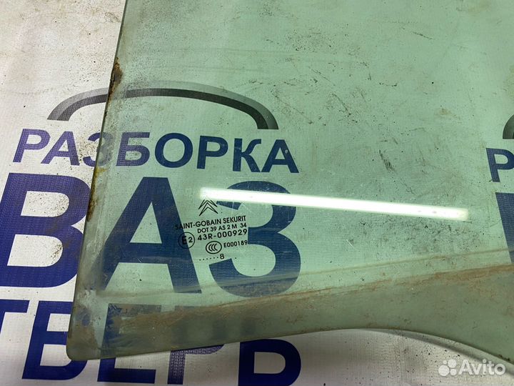Стекло заднее левое Ситроен С 4