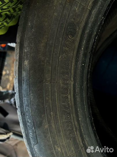 Yokohama AVS S1-Z V100 235/55 R18