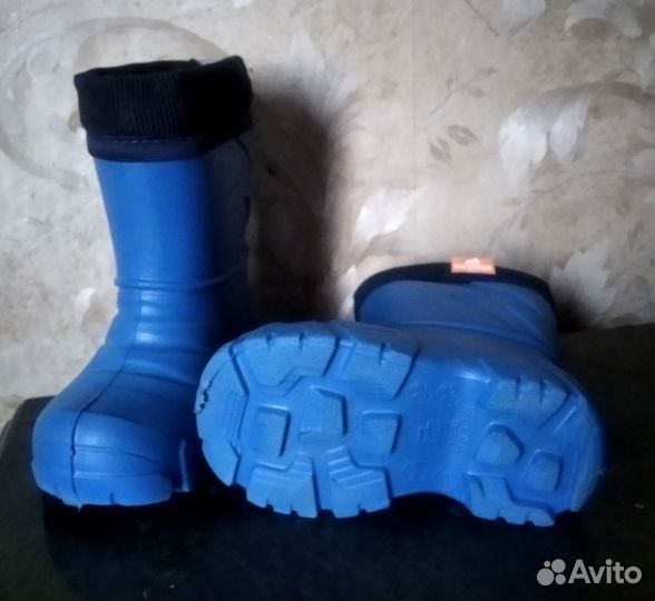 Резиновые сапоги для мальчика 23