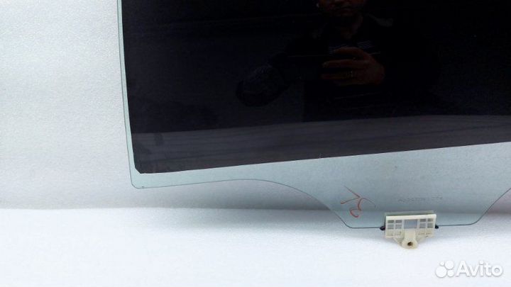 Б/У Б/У Стекло двери Состояние отличное, оригинал