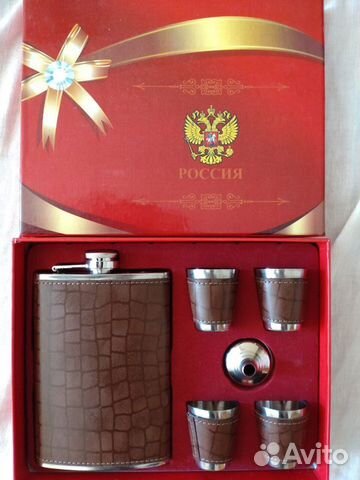 Набор фляга и стопки