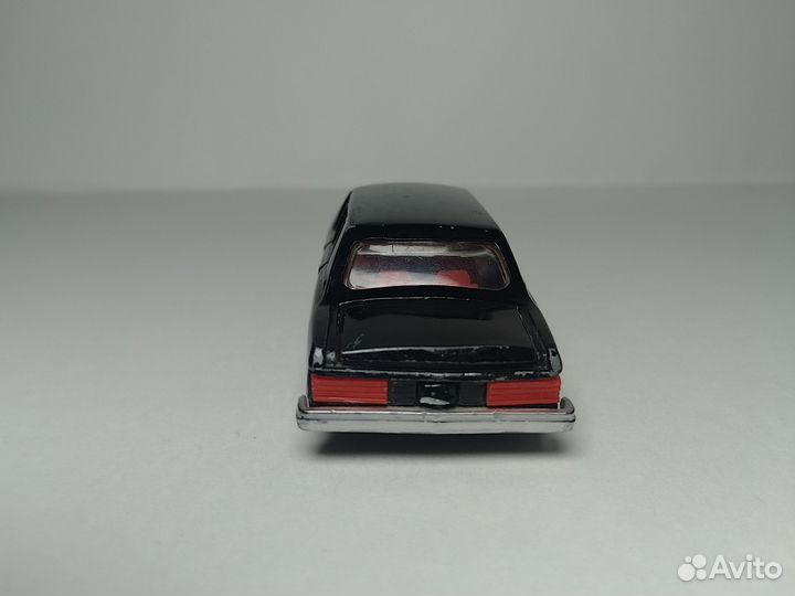 Газ-14 Чайка СССР 1:43