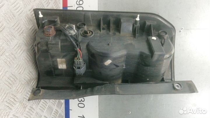 Фонарь Land Rover Discovery 4 (2009-2016)