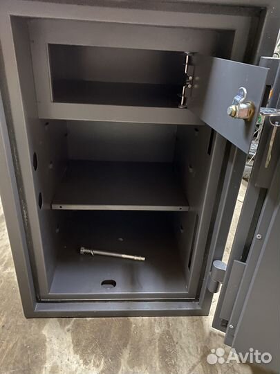 Сейф Гарант-67.T