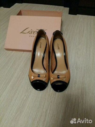 Женские туфли