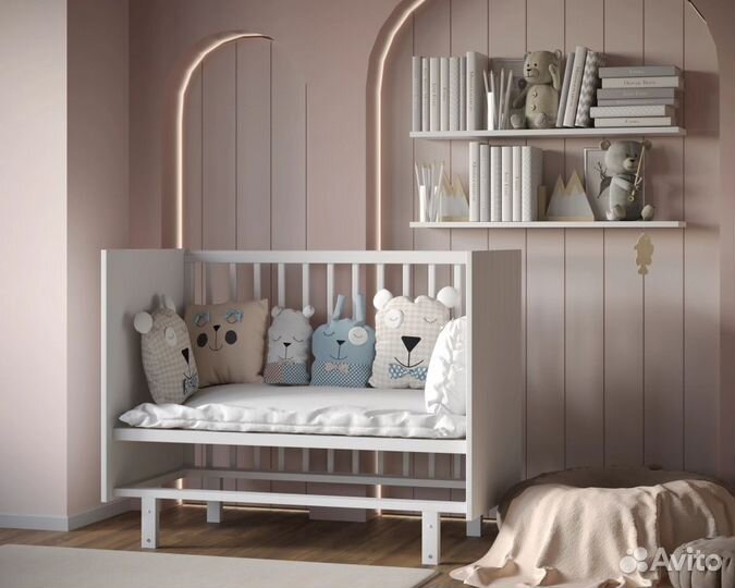 Детская кроватка Vikki белая