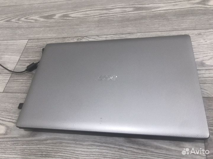 Ноутбук Acer 5741 на i3