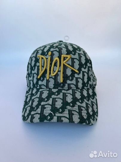 Бейсболки и кепки