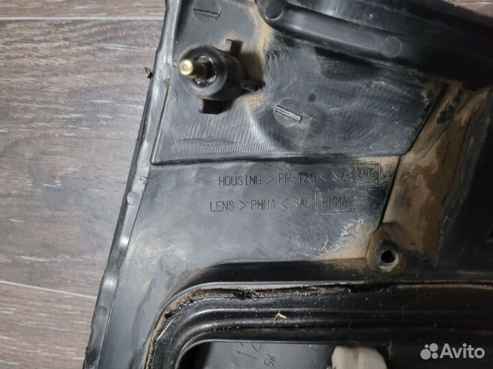 Задние фары комплект