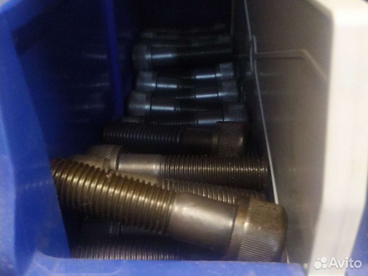 Винт M 20 L 80 кл.пр. 12.9