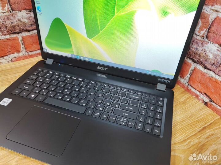 Ноутбук Acer для игр работы i3-10 SSD240 12gb