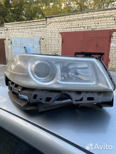 Фара правая renault megane 2