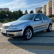 Volkswagen Bora 1.6 MT, 2002, 272 000 км, с пробегом, цена 630 000 руб.