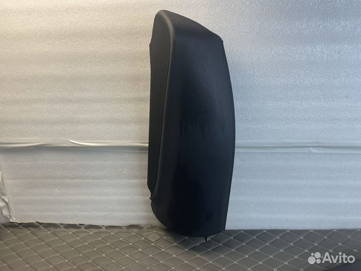 Боковина спинки сиденья задняя правая BMW 5 G30