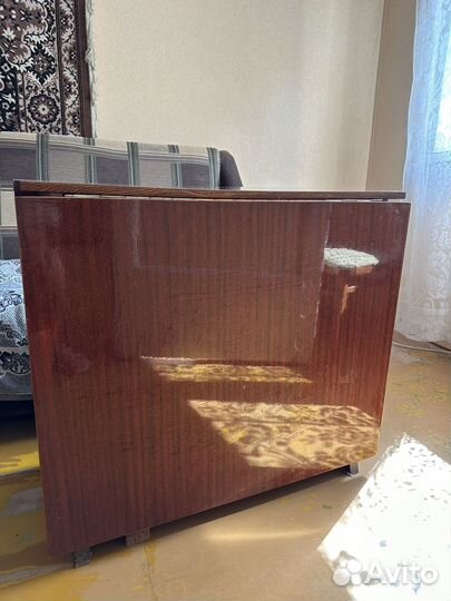 Стол книжка бу