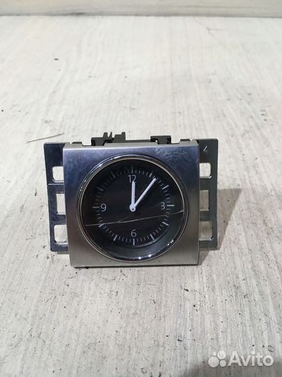 Часы Фольксваген Пассат Б7