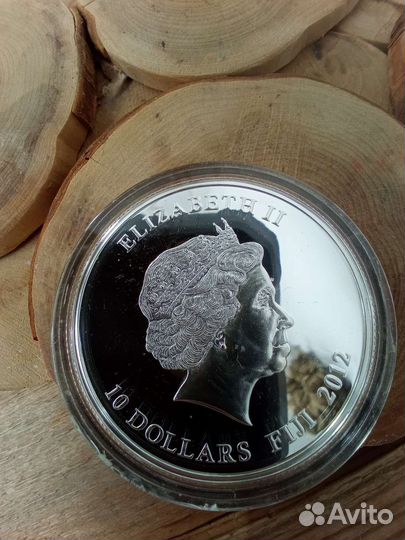 Серебряная монета с Виктором Цоем