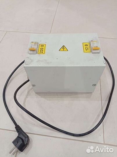 Понижающий трансформатор 220 12