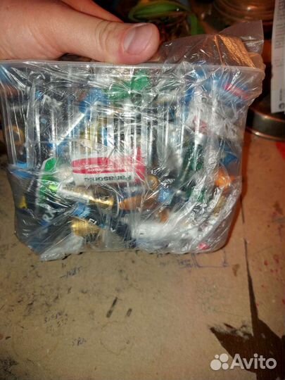 Аккумуляторные батарейки пальчиковые и другие бу