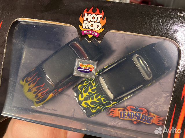 Hot wheels 100