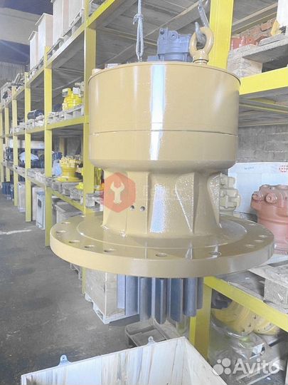 Поворотный редуктор Hyundai R380-9MH 31NA-10150