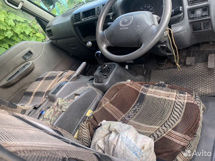 Mazda Bongo Brawny 2.5 МТ, 2000, 200 000 км